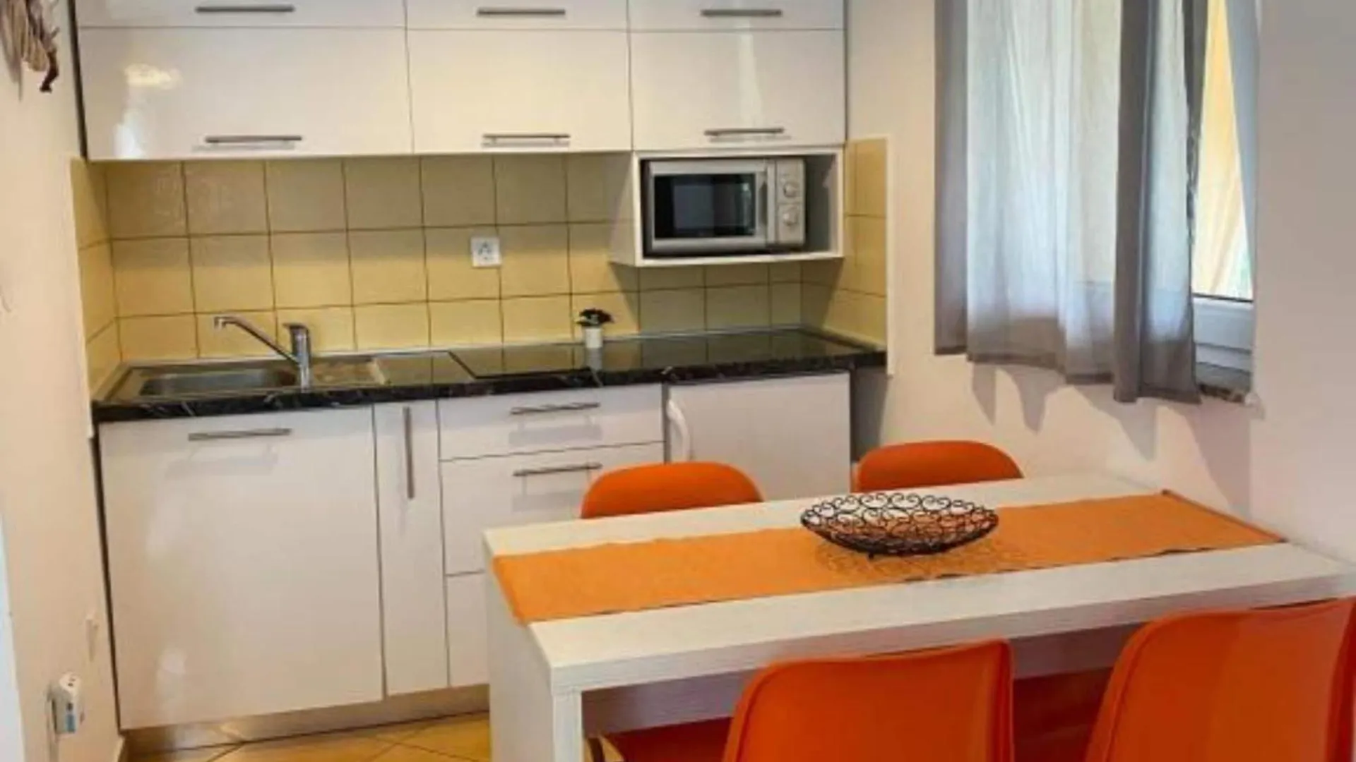 Apartments Lara Rab - Studio Apartment With Balcony Rab Town